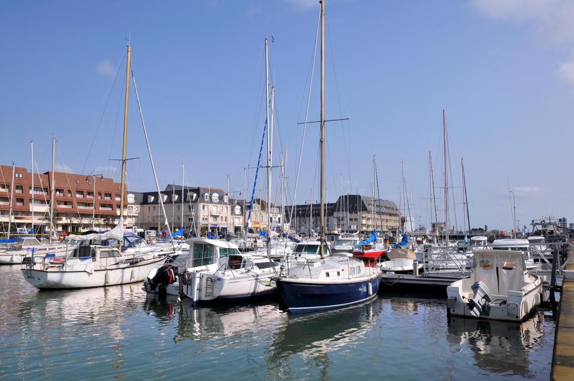 L'Esperluette - Magnifique Vue Mer Et Balcon Courseulles-sur-Mer Ngoại thất bức ảnh